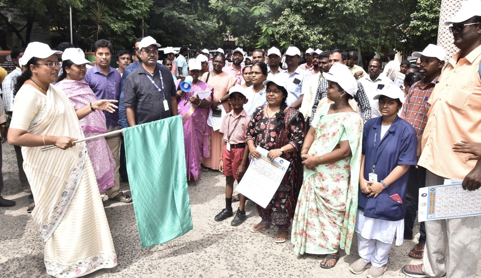 சைகை மொழியின் முக்கியத்துவம் குறித்து விழிப்புணர்வு பேரணி