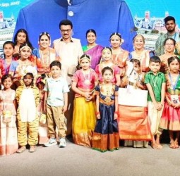 லண்டனில் நடந்த மாபெரும் தமிழ்க்கனவு- இங்கிலாந்து வாழ் தமிழர்கள் சந்திப்பு நிகழ்ச்சி