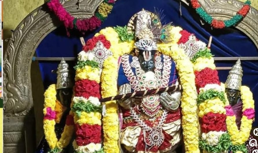 போளூர் பெருமாள் கோயில் புரட்டாசி முதல்சனிக்கிழமை கிருஷ்ணர் அலங்காரம்