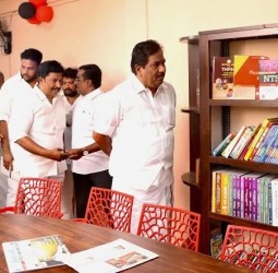 வாடிப்பட்டி தாதம்பட்டி மந்தையில் அமைக்கப்பட்ட நூலகம் திறக்கப்பட்டது