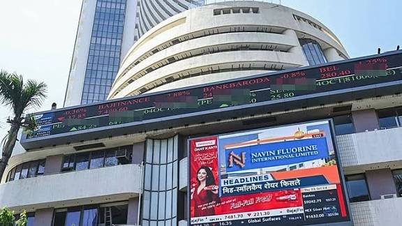 மத்திய பட்ஜெட் : சரிவுடன் தொடங்கிய பங்குச் சந்தை!