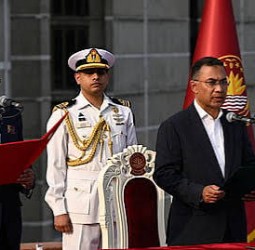 வங்கதேச பிரதமராகப் பதவியேற்றார் தாரிக் ரஹ்மான்!