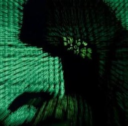 பெண் அதிகாரி புகைப்படத்தை ‘ஏஐ’ மூலம் ஆபாசமாக சித்தரித்து வெளியிட்ட முன்னாள் பெண் ஊழியர் கைது