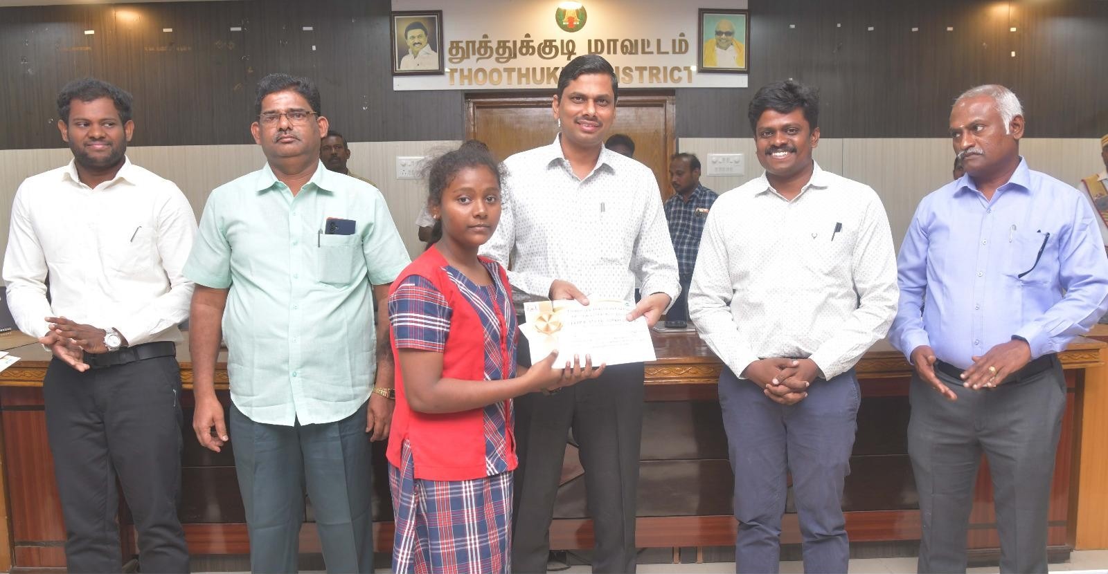 தூத்துக்குடியில் ஈரநில தினத்தை முன்னிட்டு நடந்த ஓவியப்போட்டி