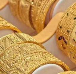 தங்கம் விலை அதிரடி குறைவு...