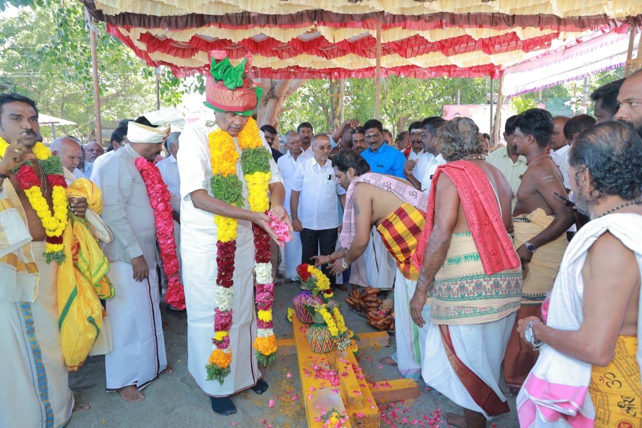 அருள்மிகு நாறும்பூத நாத சுவாமி திருக்கோவிலில், ரூபாய் 50 லட்சத்தில் புதிதாக திருத்தேர் திருப்பணி