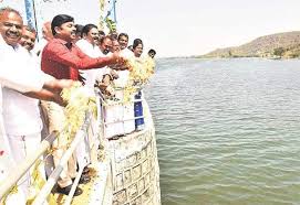 தொப்பையாறு நீர்த்தேக்கத்திலிருந்து பாசனத்திற்காக தண்ணீர் திறப்பு