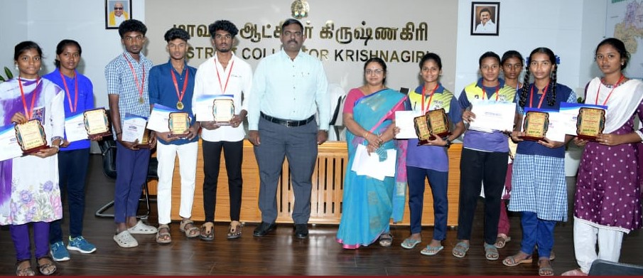 பள்ளி மற்றும் கல்லூரி விடுதிகளில் தங்கிப் பயிலும் மாணாக்கர்களுக்கான “கலைத்திருவிழா" போட்டி
