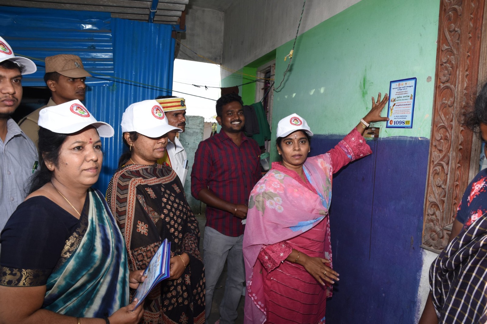 குழந்தை திருமணத்திற்கு எதிராக வீடு வீடு வீடாகச் சென்று விழிப்புணர்வு