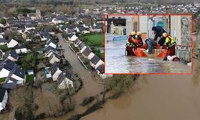 பிரான்சில் வரலாறு காணாத மழை, புயல் பாதிப்பு; 4 மாகாணங்களுக்கு ரெட் அலர்ட்