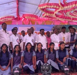 அம்மாபாளையம் அரசு மேல்நிலைப்பள்ளியில் நடைபெற்ற முப்பெரும் விழா