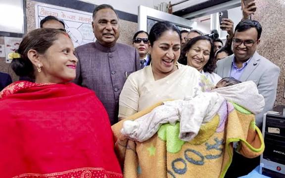 தில்லியில் 51 ஆயுஷ்மான் ஆரோக்கிய மந்திா்கள் திறப்பு