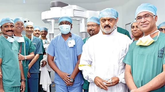 நவீன ரோபோடிக் அறுவை சிகிச்சை தொழில்நுட்பம்: போரூர் ஸ்ரீராமச்சந்திரா மருத்துவமனையில் அறிமுகம்