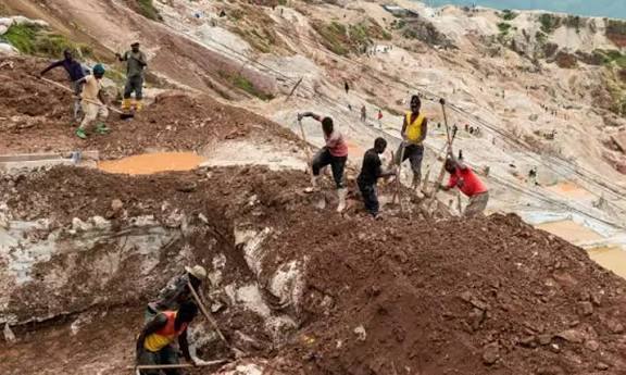 காங்கோ சுரங்க விபத்து பலியானவர்களுக்கு அஞ்சலி