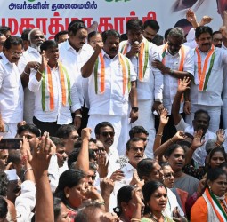 சென்னை கவர்னர் மாளிகை முன் மாநில காங்கிரஸ் தலைவர் செல்வப்பெருந்தகை தலைமையில் முற்றுகை போராட்டம்