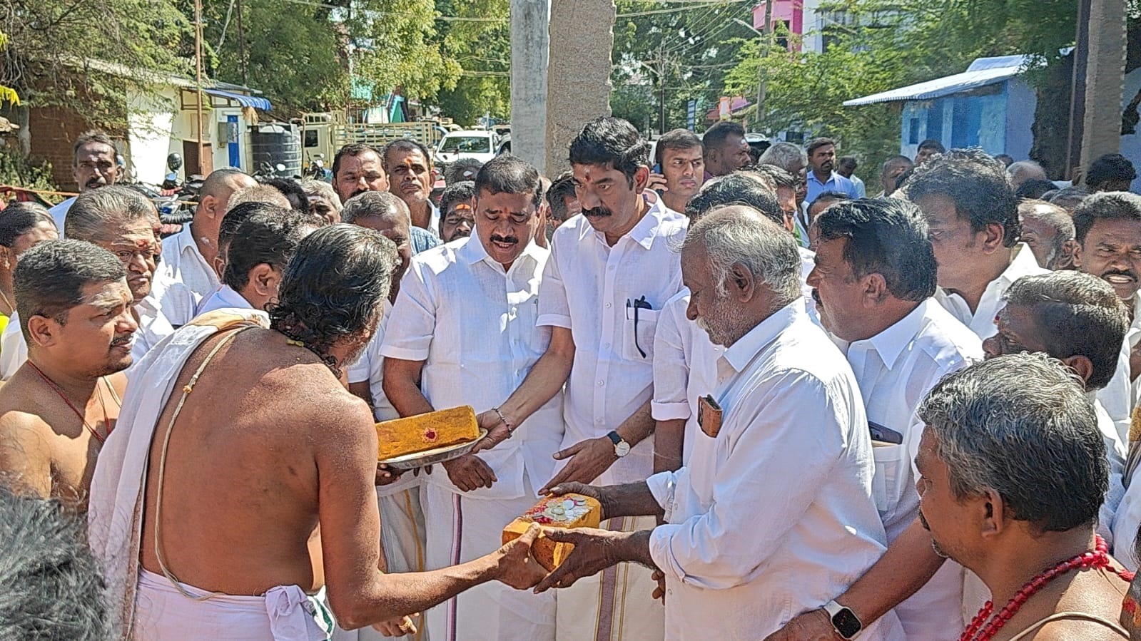 ராஜகோபுரம் கட்டுவதற்கான திருப்பணி