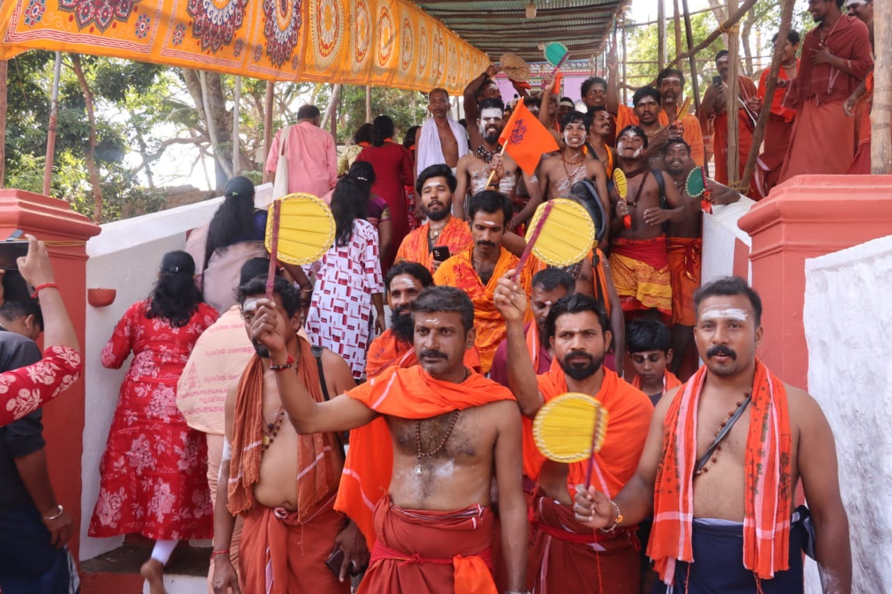 பிரசித்திபெற்ற மகா சிவராத்திரி விழாவை முன்னிட்டு பன்னிரு சிவாலய ஓட்டம்