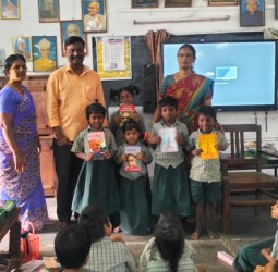 *பல்திறன் போட்டிகளில் சிறப்பிடம் பெற்ற தொடக்கப் பள்ளி மாணவர்களுக்கு புத்தக பரிசுகள்.*