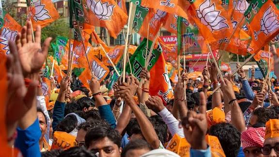 தோ்தல் அறக்கட்டளைகள் திட்டத்தில் கட்சிகளுக்கு ரூ.3,826 கோடி நன்கொடை! பாஜகவுக்கு 82%, காங்கிரஸுக்கு 7%!