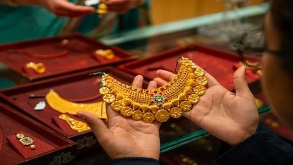 இந்தியக் குடும்பங்களிடம் ரூ.452 லட்சம் கோடி தங்கம்  தமிழ் நாட்டில் மட்டும் ரூ.202 லட்சம் கோடி