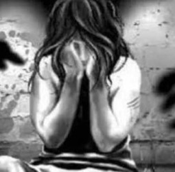 கர்ப்பிணியான சிறுமி: போக்சோ வழக்குப் பதிவு