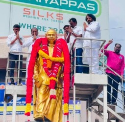 பேரறிஞர் அண்ணா அவர்களின் 57-வது நினைவு நாள் அண்ணா சிலைக்கு மாலை அணிவித்து மரியாதை.......