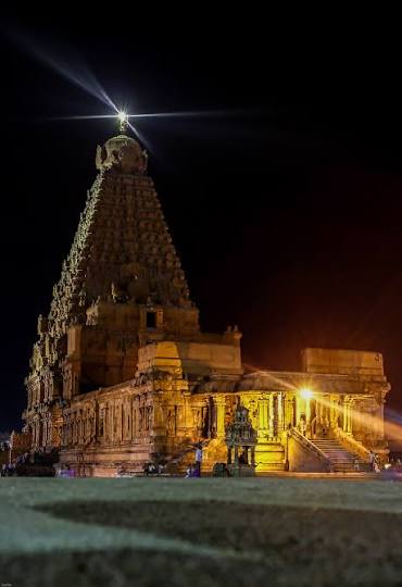 தஞ்சை பெரிய கோவில் அதிசயம்