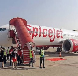 வங்கதேச வான்வழியில் பறக்க ஸ்பைஸ் ஜெட் விமானங்களுக்குத் தடை!