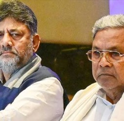 சித்தராமையா நெருக்கடியான காலகட்டத்தில் எனக்கு துணை நின்றவர்: டி.கே. சிவக்குமார்