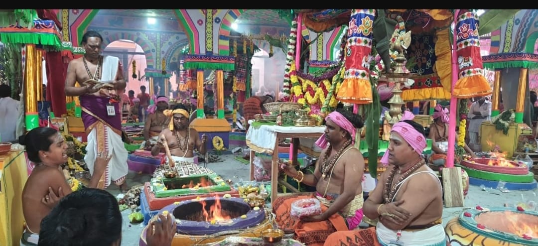 பூவனநாதசுவாமி கோயிலில் நாளை மகா கும்பாபிஷேக விழா