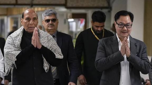 நீதிபதி யஷ்வந்த் வர்மா விவகாரம்: விசாரணை குழு அறிக்கைக்காக மத்திய அரசு காத்திருப்பு மத்திய அமைச்சர் கிரண் ரிஜிஜு தகவல்