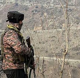 3 ஆவது நாளாக..! ஜம்மு - காஷ்மீரில் பயங்கரவாதிகளுக்கு எதிரான தேடுதல் வேட்டை!