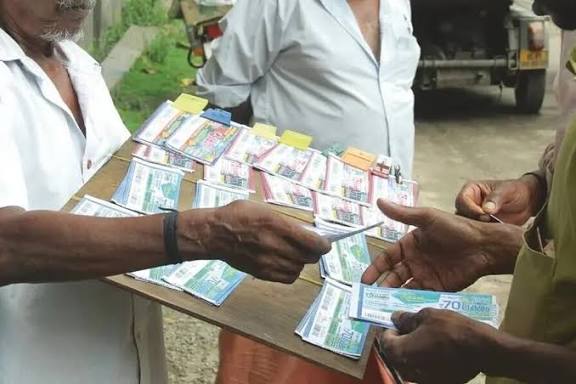 கேரளாவில் லாட்டரியில் ரூ.1 கோடி பரிசு வென்றவர் கடத்தல்: போலீசார் வலைவீச்சு