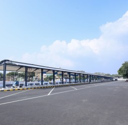 ராயபுரத்தில் புதிதாக அமைக்கப்பட்டு வரும் தற்காலிக எம்டிசி பேருந்து நிலையத்தின் இறுதிக்கட்டப் பணி