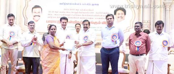 10, 12 ஆம் வகுப்பு பொதுத்தேர்வில் 100% தேர்ச்சி:அரசு, அரசு உதவிபெறும் பள்ளி ஆசிரியர்கள்,