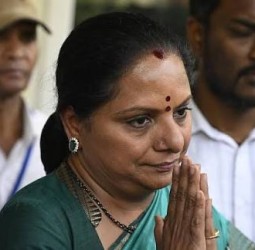 தெலங்கானாவில் புதிய அரசியல் கட்சி: கவிதா அறிவிப்பு