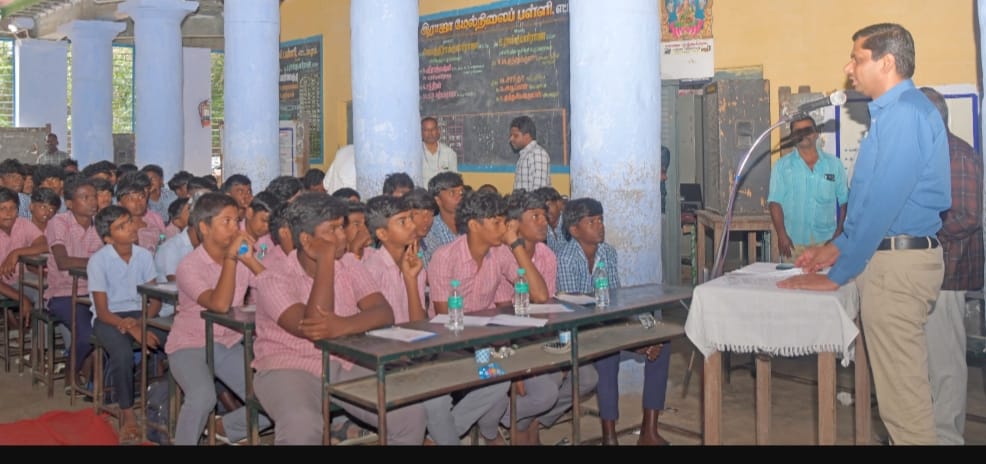 “வாழ்க்கை வழிகாட்டி” நிகழ்ச்சி