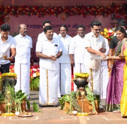 சென்னை தலைமைச் செயலகத்தில் நேற்று அரசுப் பணியாளர்களுக்கான சமத்துவப் பொங்கல்