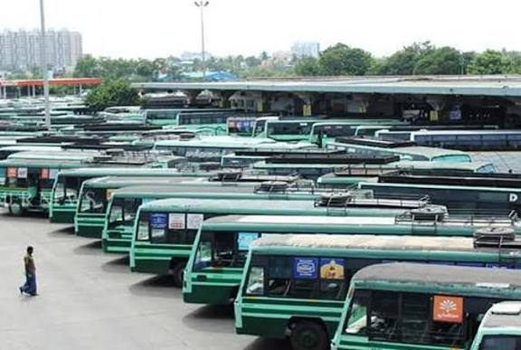 அரசுப் பேருந்துகளை இயக்க பெண் ஓட்டுநர்கள்: ஒடிசா அரசு அதிரடி!