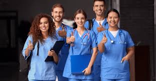 ஒரு நர்ஸ் பணி ஓய்வு பெறுகிறாள்