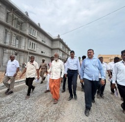 அருள்மிகு சுப்பிரமணிய சுவாமி திருக்கோயிலில் நடைபெற்று வரும் அறுபடை வீடுகள் காட்சியரங்கம்