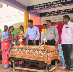 மாற்றுத்திறனாளி மாணவர்களுக்கு மருத்துவ முகாம்......