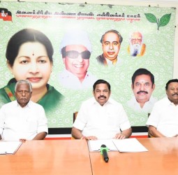 விருப்பமனு அளித்தவர்களுடன் பொதுச்செயலாளர் எடப்பாடி பழனிச்சாமி நேற்றுநேர்காணல்