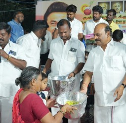 பரணிபுத்தூர் ஊராட்சி தி.மு.க சார்பில் நடந்த திராவிட பொங்கல் விழா