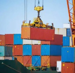 ஏற்றுமதியாளர்கள் கடன் பெற ரூ.7 ஆயிரம் கோடியில் திட்டம்