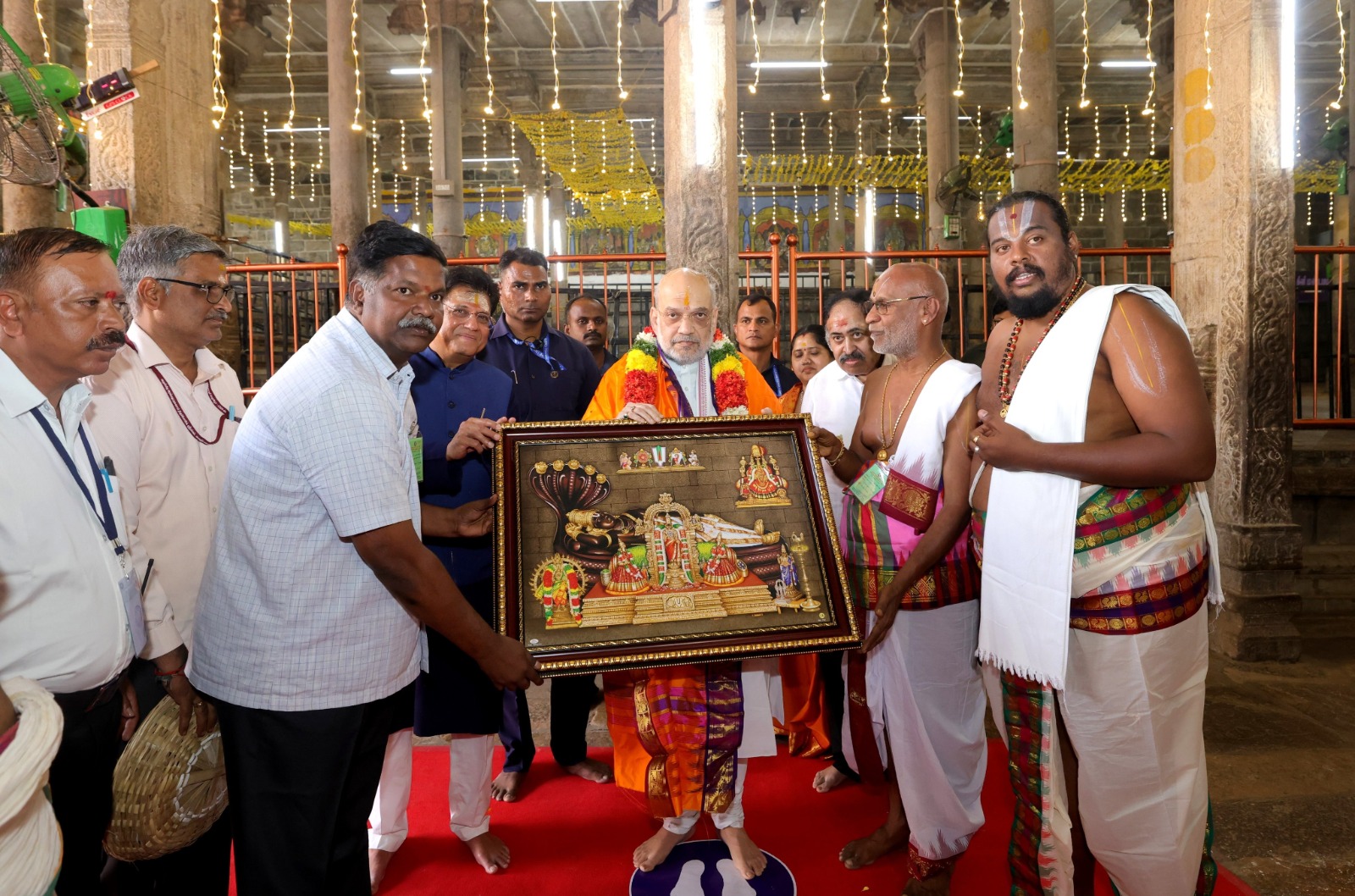 அரங்கநாத சுவாமி கோயிலில் மத்திய அமைச்சர் அமித்ஷா தரிசனம்