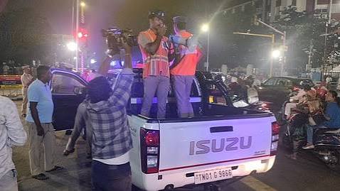 சென்னையில் விபத்துகள், குற்றங்கள் இல்லாத புத்தாண்டு தினம்: காவலர்களுக்கு ஆணையர் அருண்   பாராட்டு!