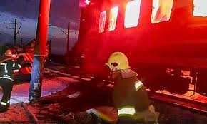 உக்ரைனில் ரெயில் மீது ரஷியா டிரோன் தாக்குதல்; 4 பயணிகள் பலி