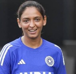 இந்​திய அணிக்கு அடுத்த 6 மாதங்கள் முக்​கிய​மான காலம்: சொல்கிறார் கேப்​டன் ஹர்​மன்​பிரீத் கவுர்