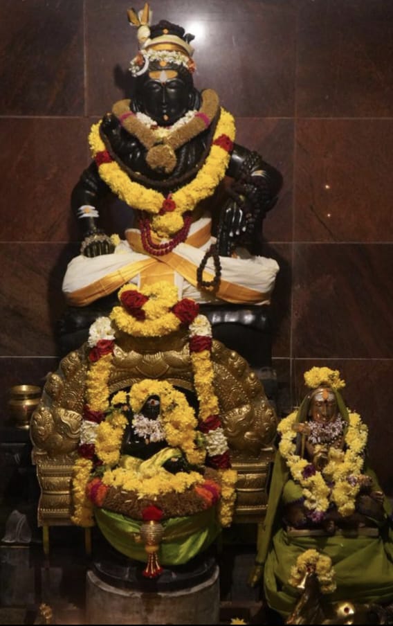 உக்கல் அருள்மிகு ஸ்ரீ காமாட்சி அம்பாள் கோயிலில் ஸ்ரீ சந்திரமவுலீஸ்வரருக்கு சிறப்பு பூஜை: